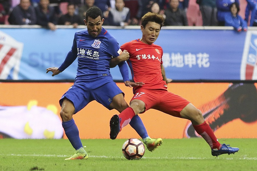 银河娱乐网站 -包含里程碑夜深圳男篮远射贴柱；中超今晨刷纪录；引发热议；更衣室氛围转暖的词条